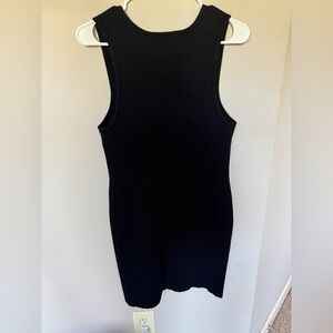 House of Harlow Luxe, Sleeveless black Ribbed Knit Dress.
Womens small